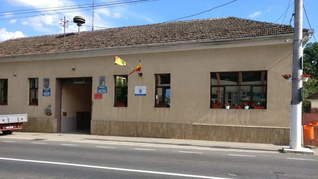 Primăria din Săvârşin a scos la concurs un loc de muncă