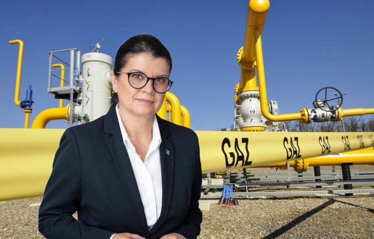 Țara Zarandului a dat lovitura: Peste 74 de milioane de euro pentru rețele de distribuție de gaze! Vetuța Stănescu: 4 dintre cele 15 proiecte selectate pentru finanțare pe POIM sunt din județul Hunedoara!