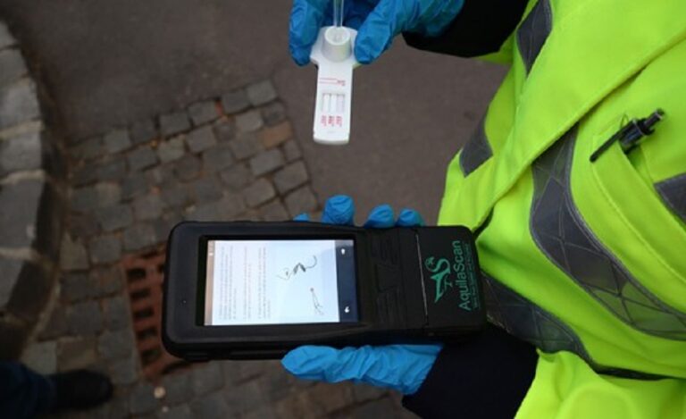 Razie în Sebeș: Un tânăr de 19 ani a fost tras pe dreapta și testat antidrog. De la test a ajuns la spital pentru recoltarea de probe biologice!