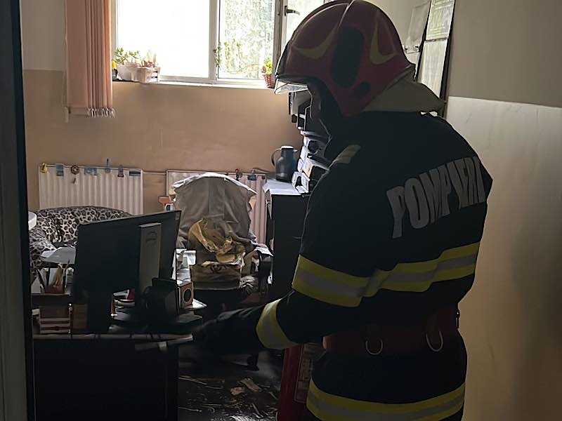Nicio persoană nu a fost rănită în incendiul de la Spitalul de Psihiatrie Nucet