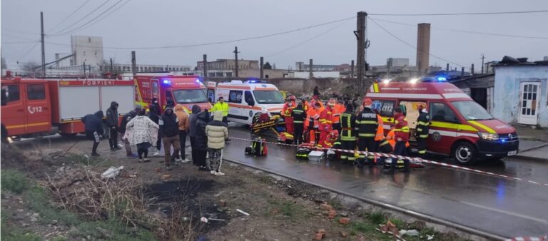 (VIDEO) Șase persoane au murit în urma unui incendiu izbucnit în Turda