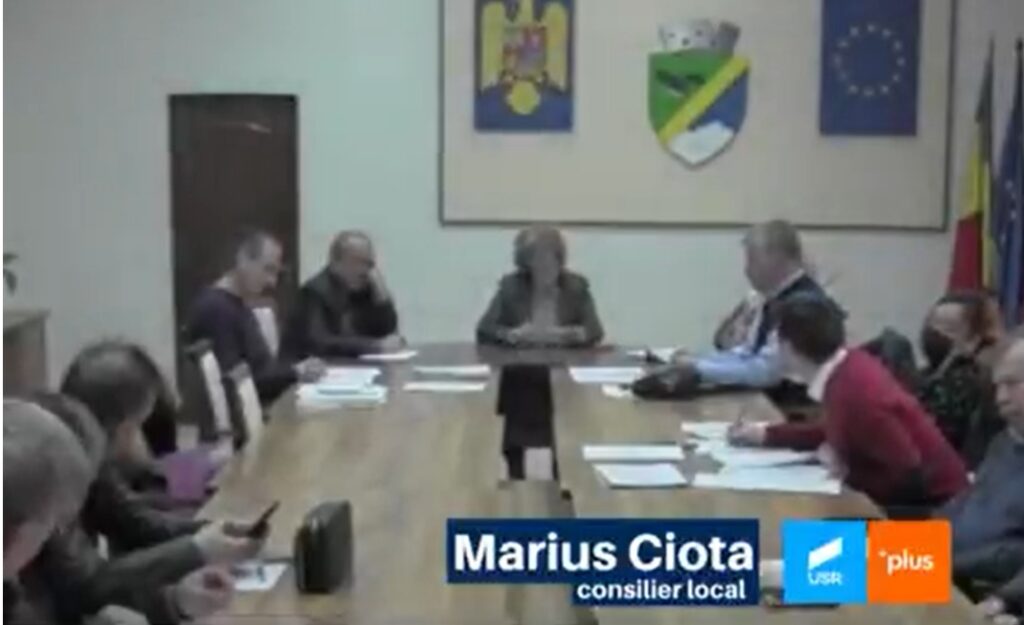 (VIDEO) USR Huedin: Primăria nu e moșie, iar banii cetățenilor nu aparțin aleșilor!