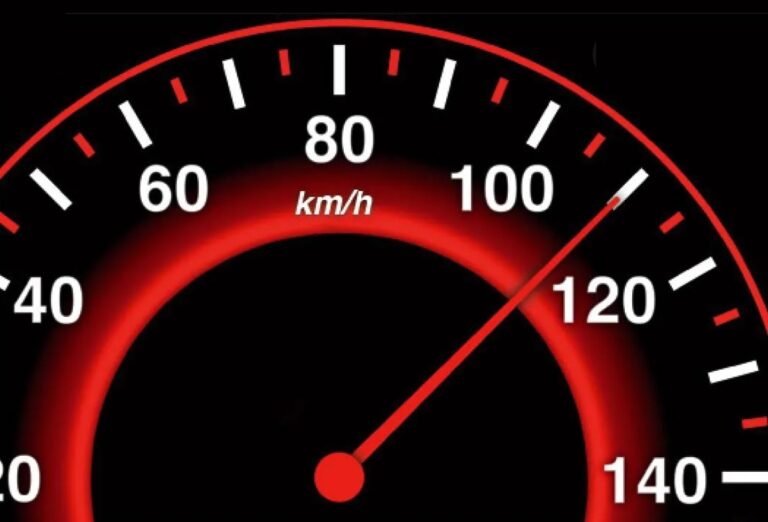 Codul rutier modificat: Limita de viteză maximă 120 km/h pe drumurile expres, în afara localităților