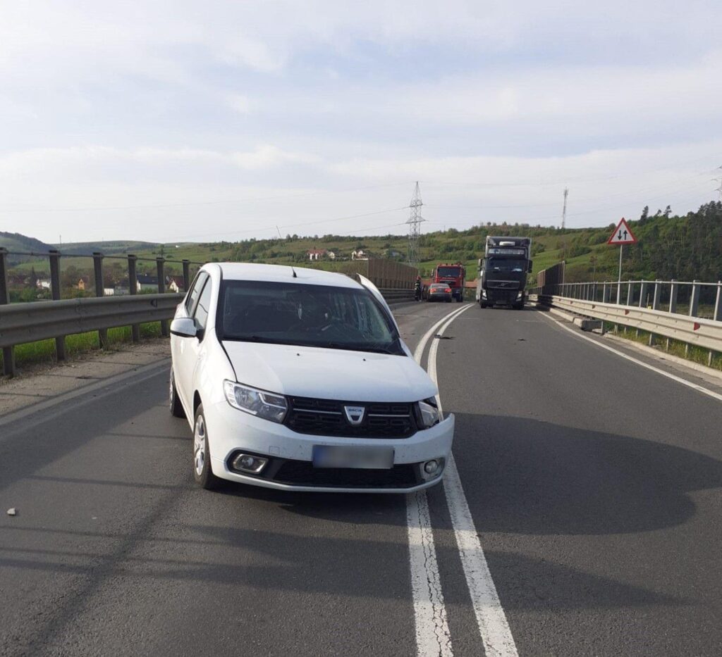 Accident pe Autostrada Transilvania pe nodul de urcare Gilău-Nădășelu