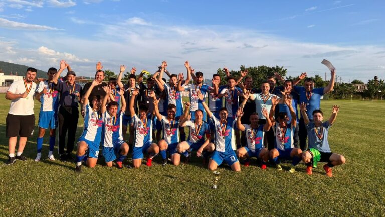 Cel mai tânăr lot de fotbaliști din Arad, CS NAȚIONAL SEBIȘ, a promovat în liga a V-a