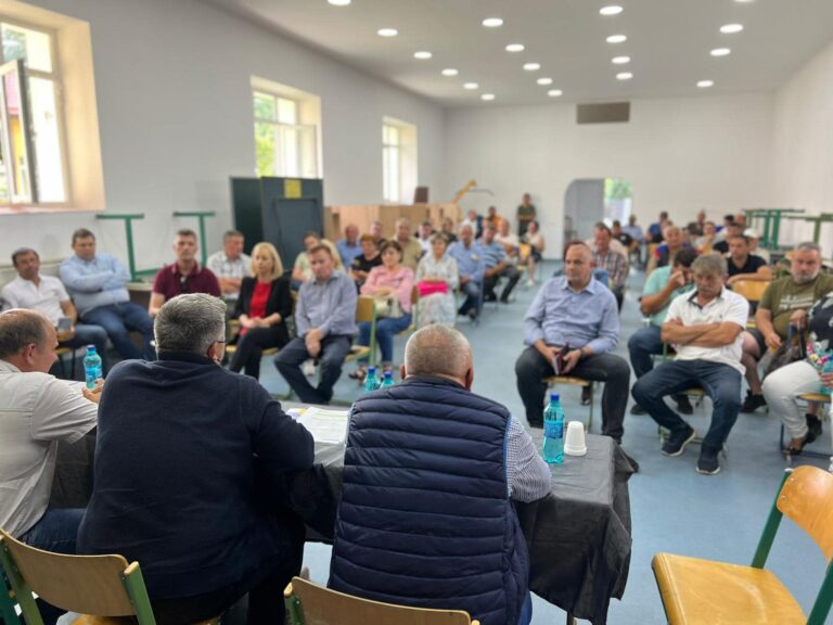 Tișe despre întâlnirea cu cetățenii din Poieni: A fost o întâlnire extrem de oportună