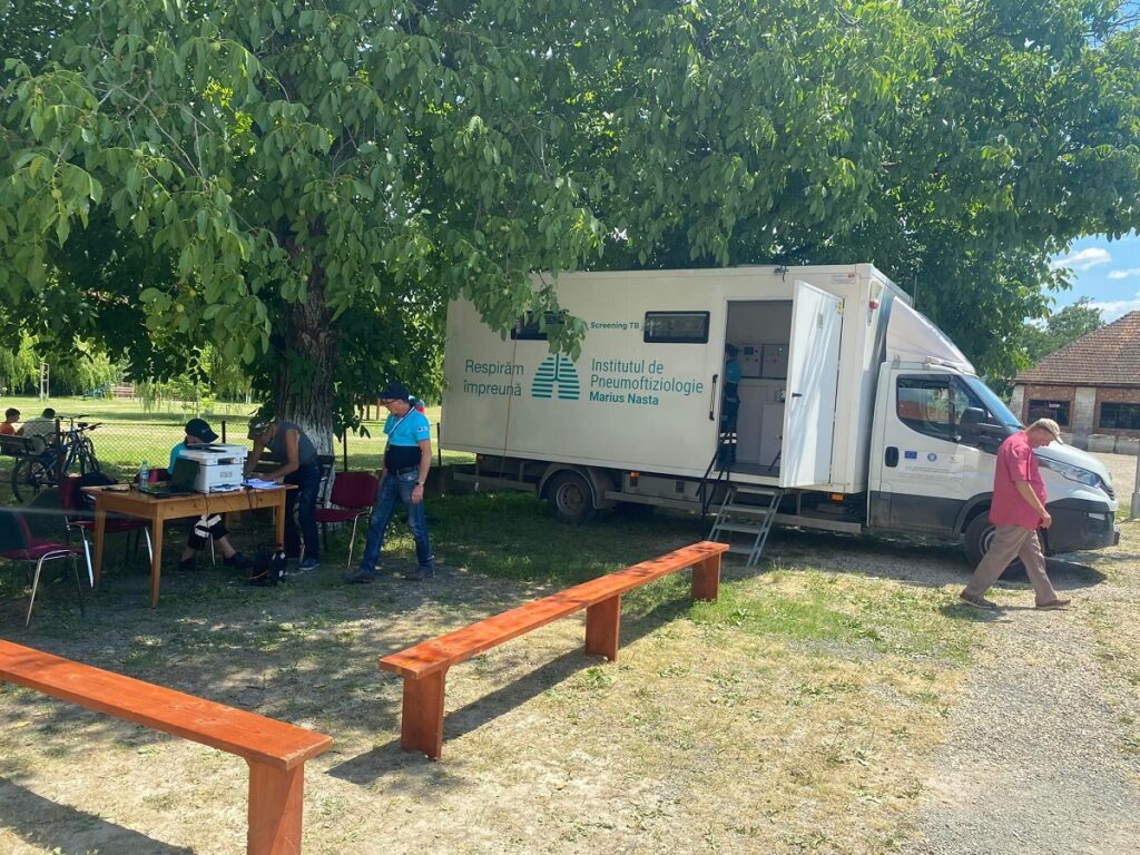 Miercuri și joi: Radiografii pulmonare gratuite în curtea din spatele Primăriei Buteni