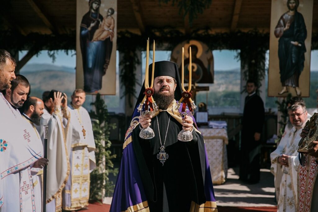 Preasfințitul Benedict Bistrițeanul s-a aflat în mijlocul obștii monahale, în Someșul Cald, la Mănăstirea „Sfântul Vasile cel Mare”