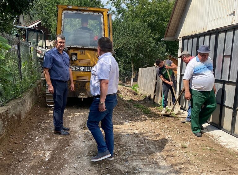 Cristian Dan Pasca: Au început lucrările la investiția ,,Modernizare ramificații din strada Transilvaniei” din Câmpeni