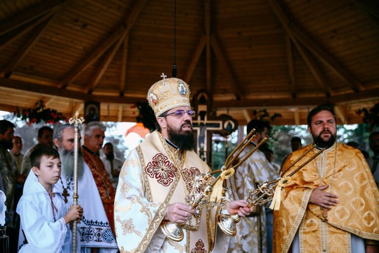 Benedict Bistrițeanul a slujit la Mănăstirea „Crucea Iancului” de la Mărișel, cu prilejul hramului așezământului monahal