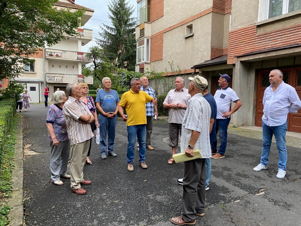Care sunt problemele devenilor din cartierul Micul Dallas? Oancea și Berbeceanu au fost la fața locului