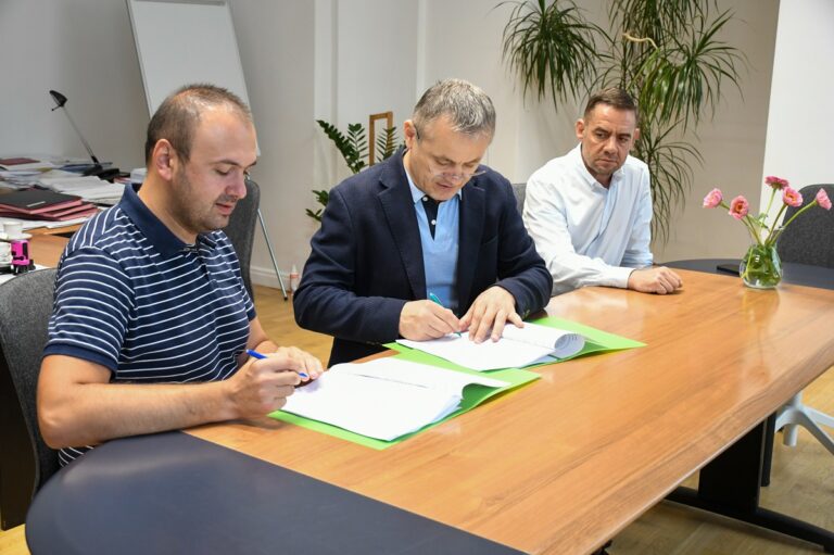 Undă verde pentru platforme de deșeuri semi-îngropate în Ștei, Șuncuiuș, Vadu Crișului, Roșia, Padiș, Remetea, Bratca, Vârtop, Stâna de Vale, Coada Lacului, Luncasprie, Cărăsău și Budureasa