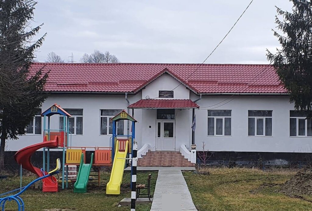 Școala Gimnazială din Negreni a scos la concurs un loc de muncă: Care sunt datele și condițiile solicitate?