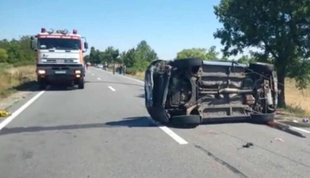 (VIDEO) Accident grav pe DN1 E60 Oradea-Cluj: Un copil și un bărbat au murit, alt copil în stare gravă!
