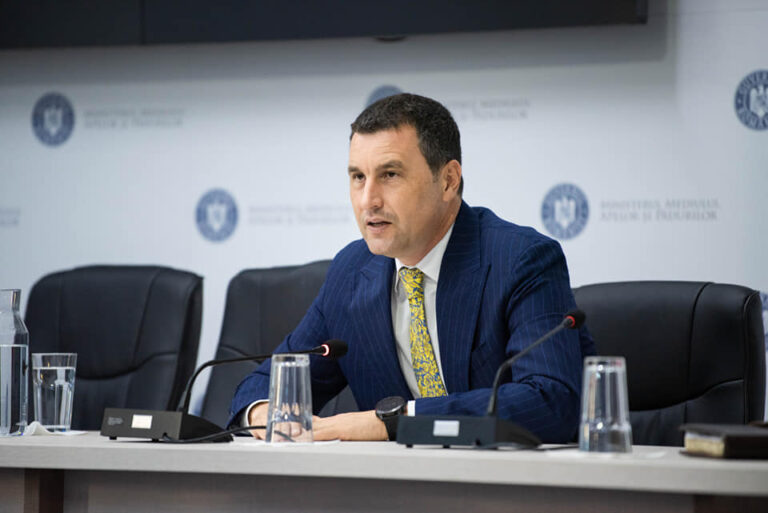 Ministrul Mediului: Eu pot să închid toate caloriferele pentru că îmi place să stau la 15-16 grade