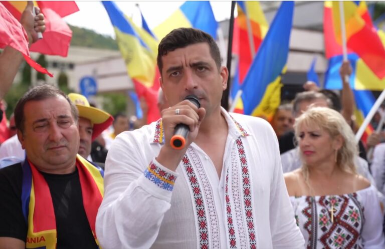 (VIDEO) Sute de membri ai AUR au protestat împotriva vânzării Termocentralei Mintia! George Simion: Lupta lui Avram Iancu este simbolizată de Termocentra Mintia, de independența energetică, de suveranitatea României