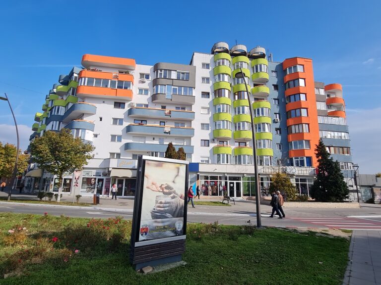 Anveloparea blocurilor din Deva este o prioritate: 6 blocuri se află în curs de reabilitare!