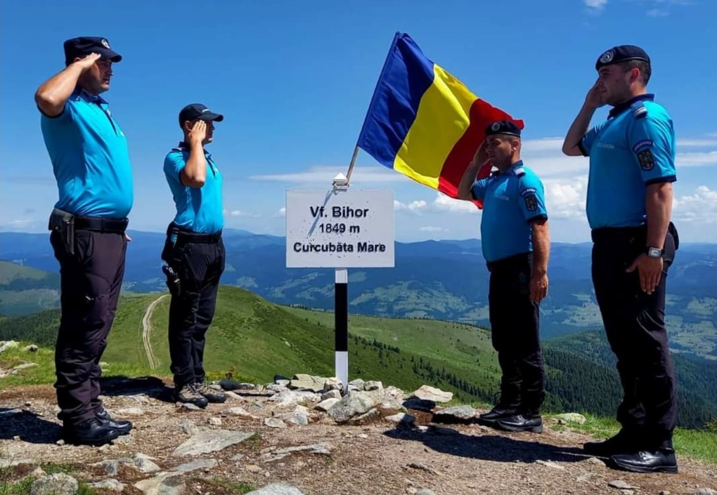 De 21 de ani jandarmii montani din Stâna de Vale și Padiș veghează ca turiștii din Apuseni să fie în siguranță pe trasee și în stațiuni