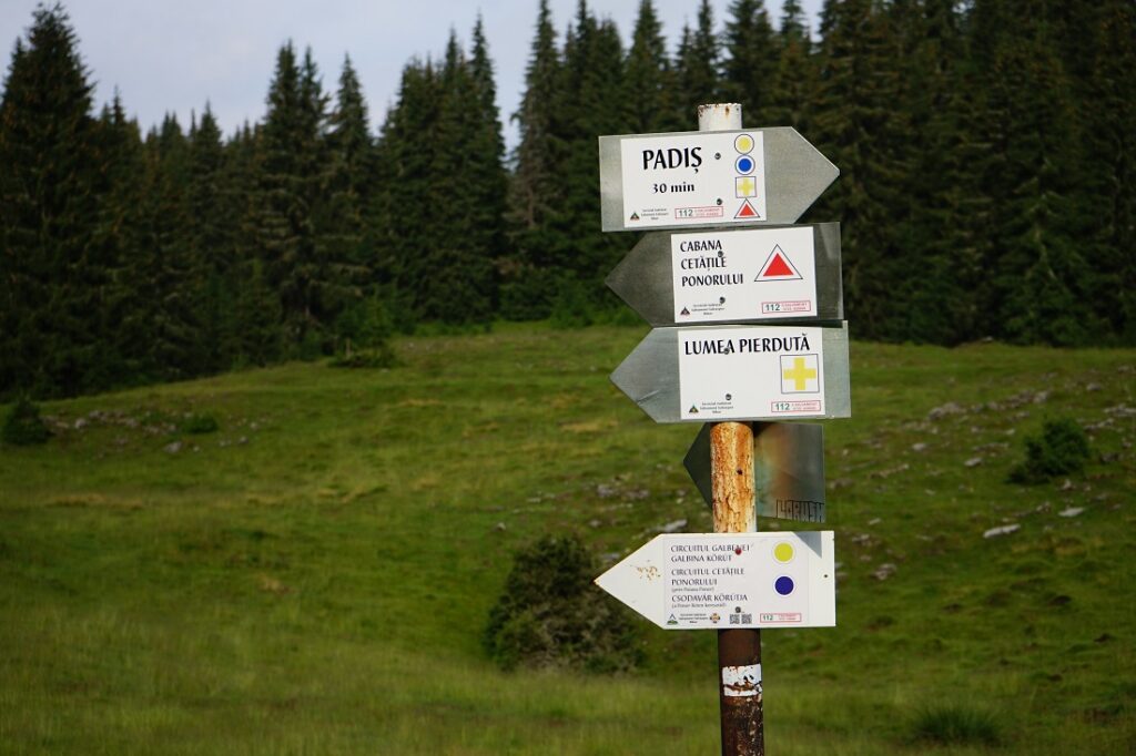 Turism de calitate în zona Pietroasa – Glăvoi: Consiliul Județean Bihor preia un teren din Pietroasa!