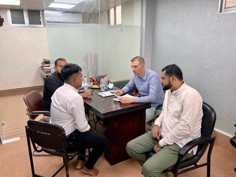 Noi reguli pentru schimbarea locului de muncă al cetățenilor din Asia care intră pe piața muncii din România