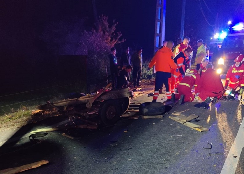 Copil decedat în urma unui accident pe DN76 rutier dintre un autoturism și o căruță