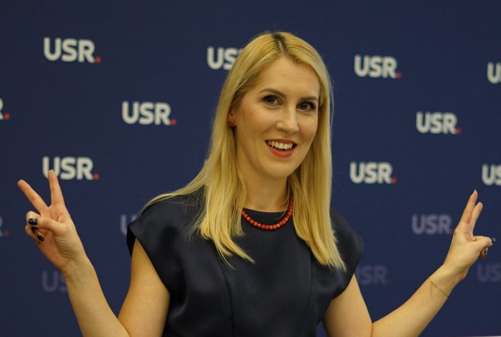 Oana Murariu: PNL și-a întors privirea și urechile de la nevoile cetățenilor și caută să-și rezolve mai întâi interesele proprii