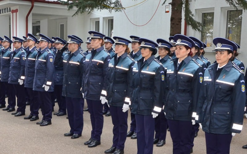 Sunt peste 1.600 de locuri libere la școlile de poliție: Ce condiții trebuie să îndpelinească candidații?