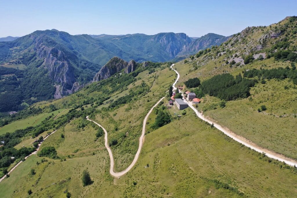 Lucrările la Transalpina de Apuseni vor fi reluate! Hațegan: În cel mai scurt timp vom semna contractul de execuție și vom relua lucrările