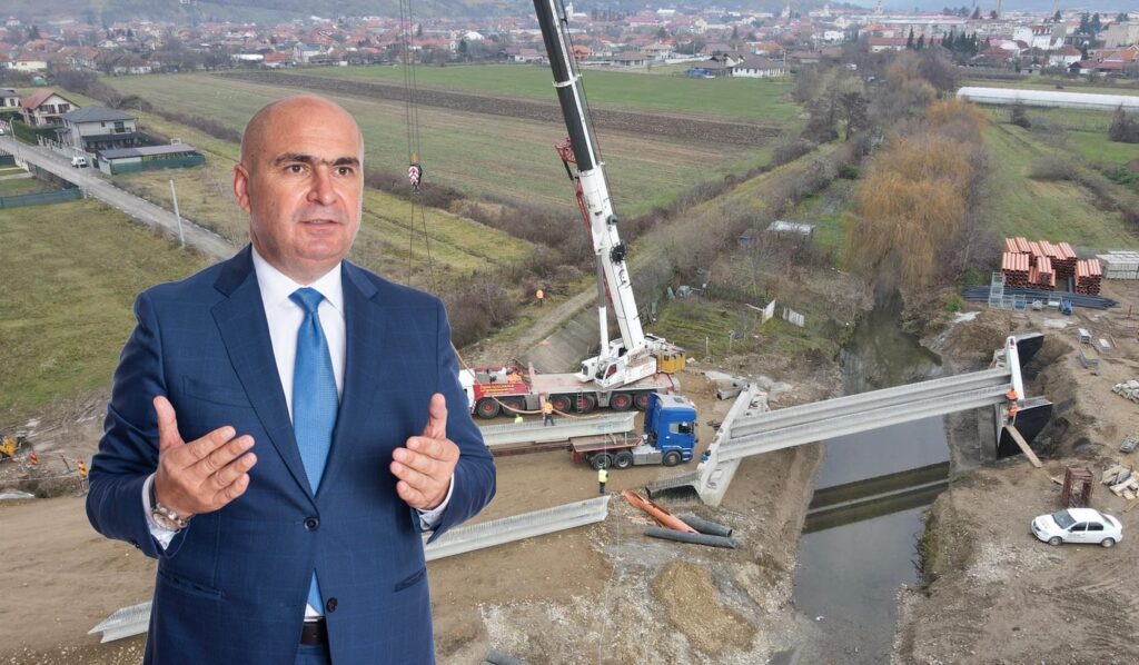 Ilie Bolojan: Se montează primele grinzi la podurile centurii Aleșd