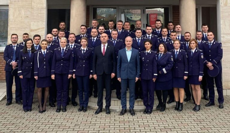 Peste 40 de polițiști din cadrul IPJ Alba au fost înaintați în gradul profesional următor