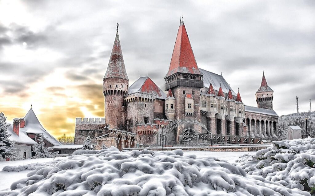Castelul Corvinilor are orar special de sărbători, de Crăciun și de Revelion