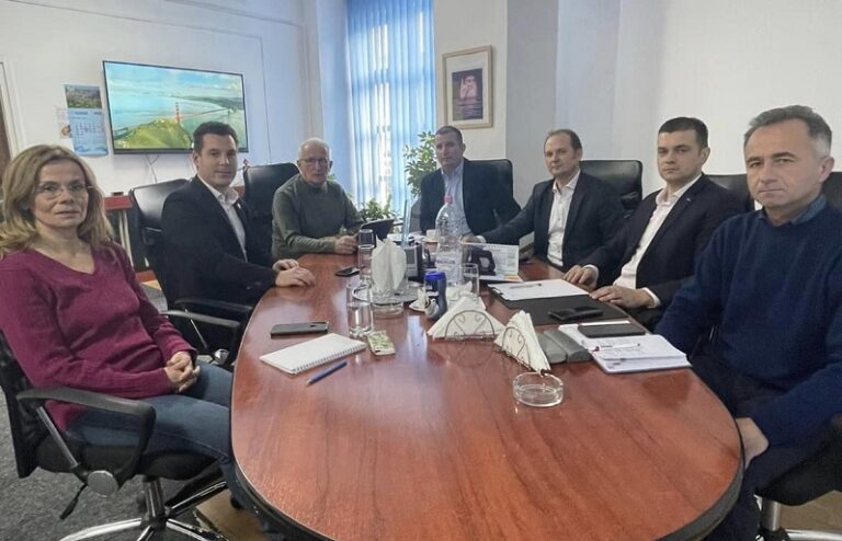 Colaborări în mai multe domenii de activitate între orașele Ștei și Hajdudorog