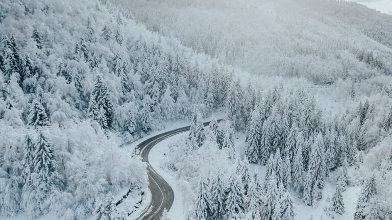 Cel mai nou drum dintre nori, din România, a fost finalizat: Rivalizează în frumusețe cu Transfăgărășan și Transalpina