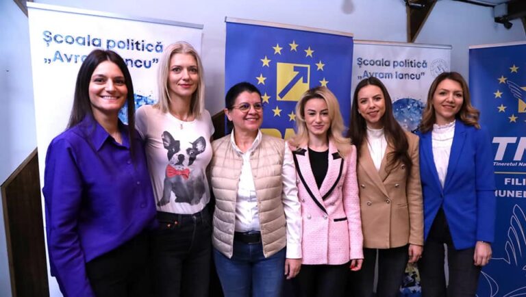Primăvara liberală: Peste 150 de tineri au fost prezenți la Straja, la școala politică națională „Avram Iancu” – TNL Hunedoara