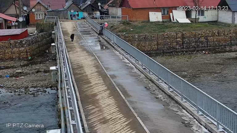 Amenzi pentru deșeurile aruncate în locuri neamenajate pe albia Crișului Repede din Șuncuiuș