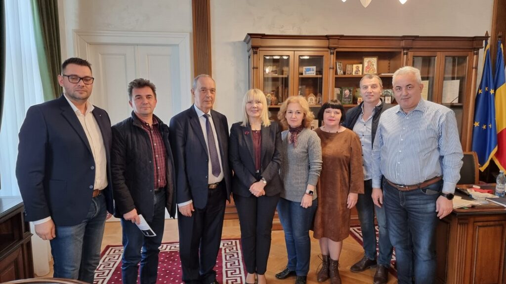 Mamografii gratuite: Consiliul Județean Hunedoara susține programul de prevenție