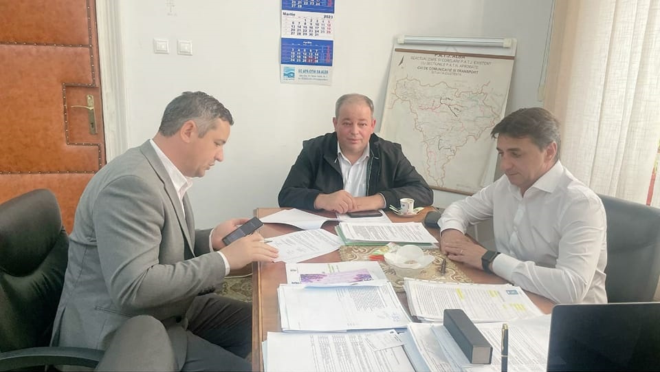 Penciu: Am semnat contractul și vom începe lucrările pentru alimentarea cu apă a satului Mușca!