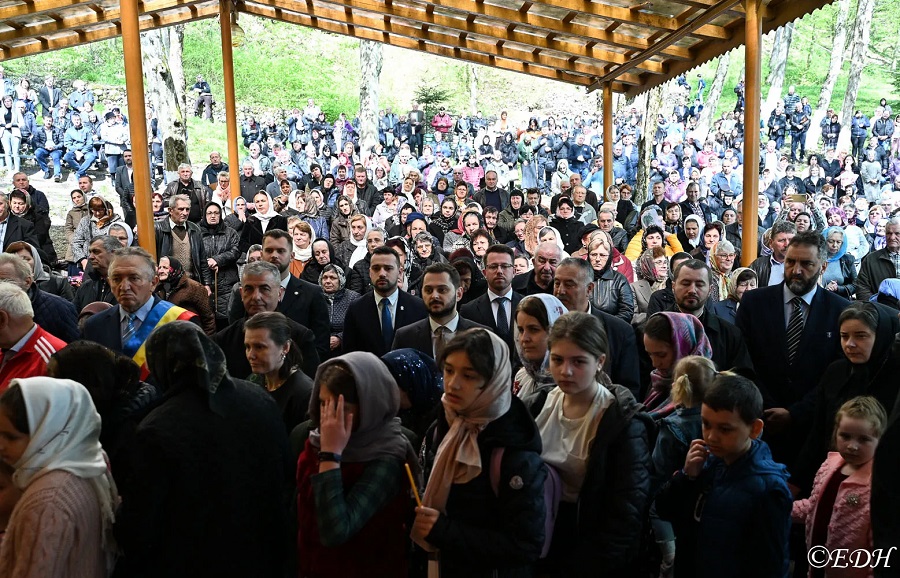 De sărbătoarea Izvorului Tămăduirii, Mănăstirea Crișan și-a serbat hramul