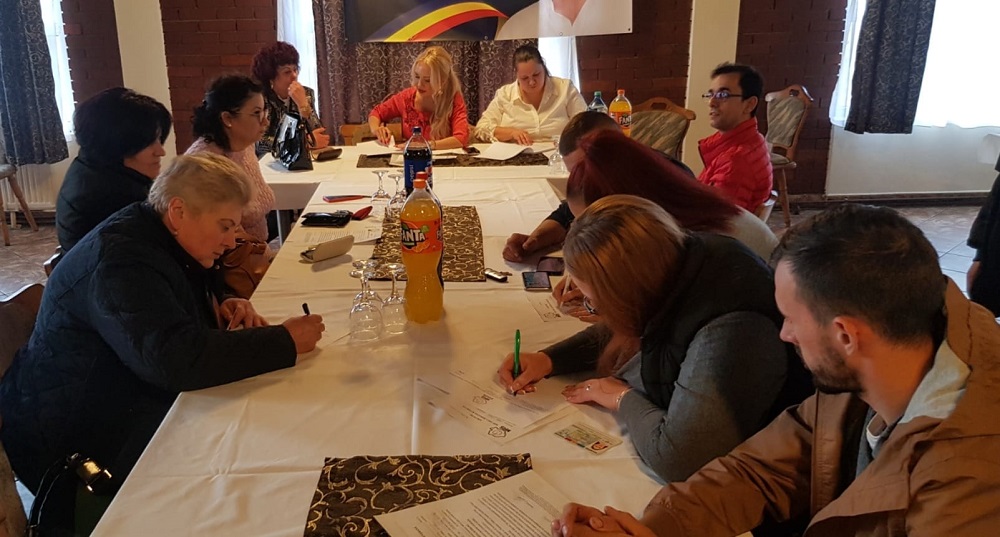 Mișcarea România Suverană Bihor, condusă de Lilla Debelka, se dezvoltă! La Aușeu s-a ales conducerea filialei!