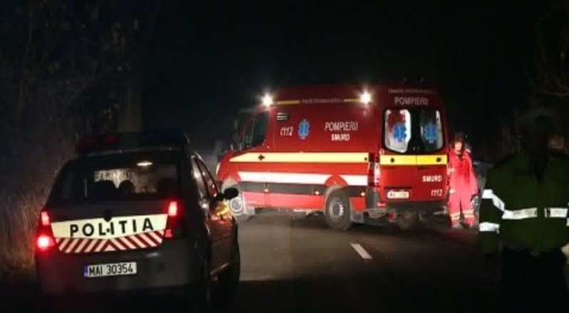 În miezul noții, un bărbat din Vălișoara, rupt de beat, s-a răsturnat cu mașina