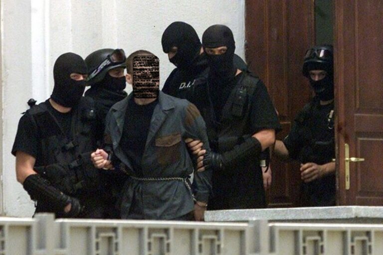 Polițiștii l-au prins pe Stallone de Cluj în Săvădisla: Au tras cu pistolul după el, dar a fugit în „vegetația densă”!