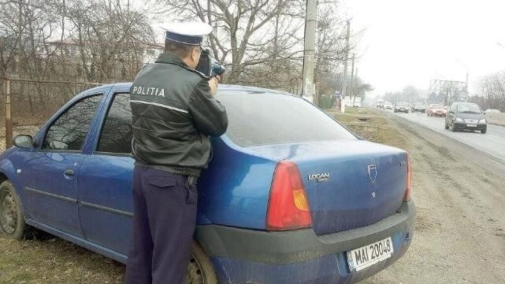 Mașinile cu dispozitive RADAR vor fi staționate la vedere și doar cu înscrisurile Poliției Române
