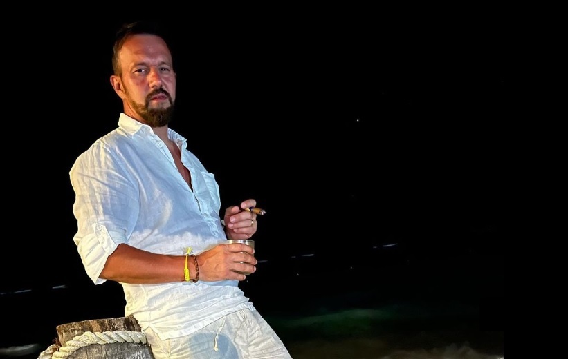 Românul, considerat zeul sexului, Titus Steel: „Mărimea contează doar în filme, în rest nu!”