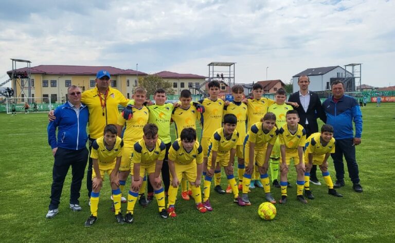 Comuna Crișcior s-a clasat pe locul 2 în cadrul fazei Regionale U13