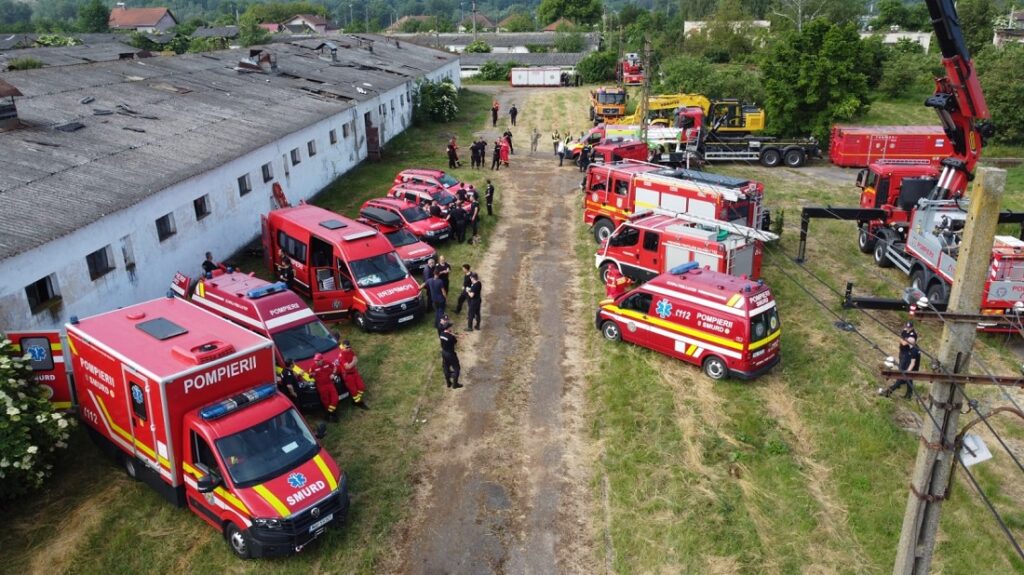 ISU Hunedoara a desfășurat în Șoimuș un amplu exercițiu tactic în caz de cutremur