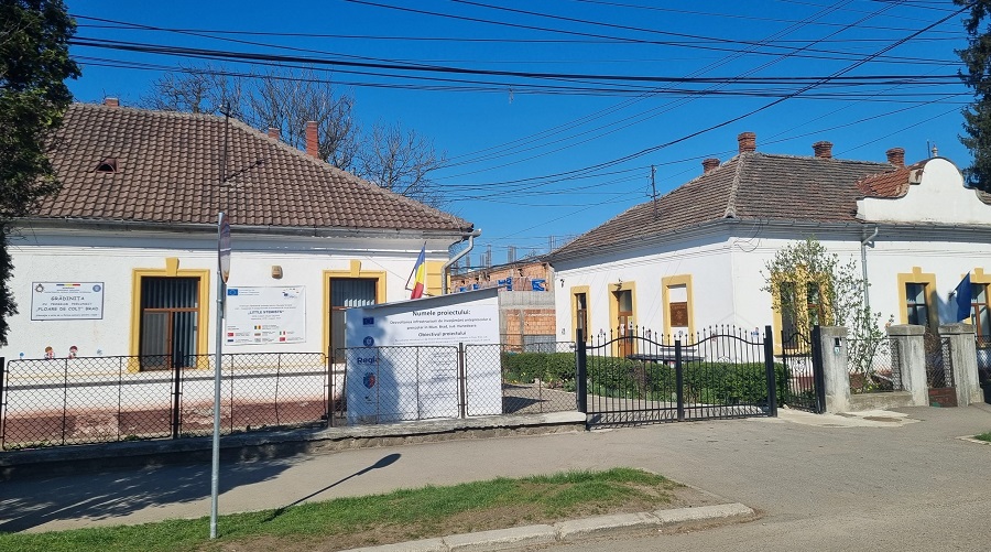 Grădinița cu Program Prelungit Floare de Colț din Brad a scos la concurs un loc de muncă