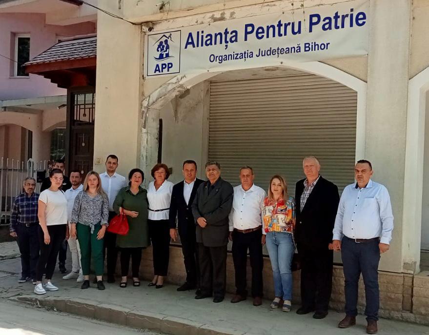 Alianța Pentru Patrie susține dublarea salariilor din învățământ: Liviu Marian Pop a ajuns în Bihor