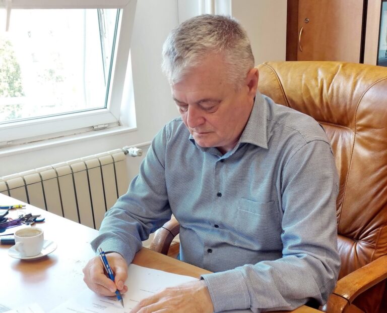 APA PROD SA se modernizează: Dorin Gligor a semnat un contract de peste 20 milioane RON fără TVA