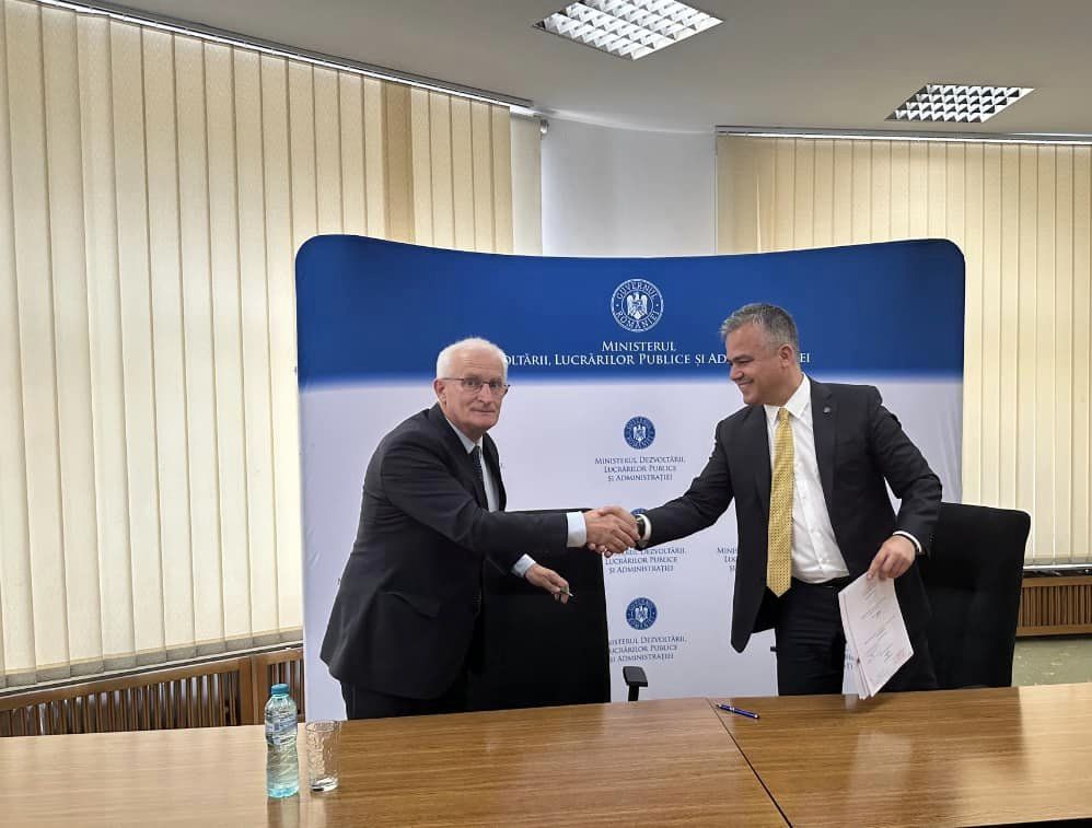 Iulian Balaj: Am semnat contractul de finanțare pentru un nou proiect de management a apei potabile