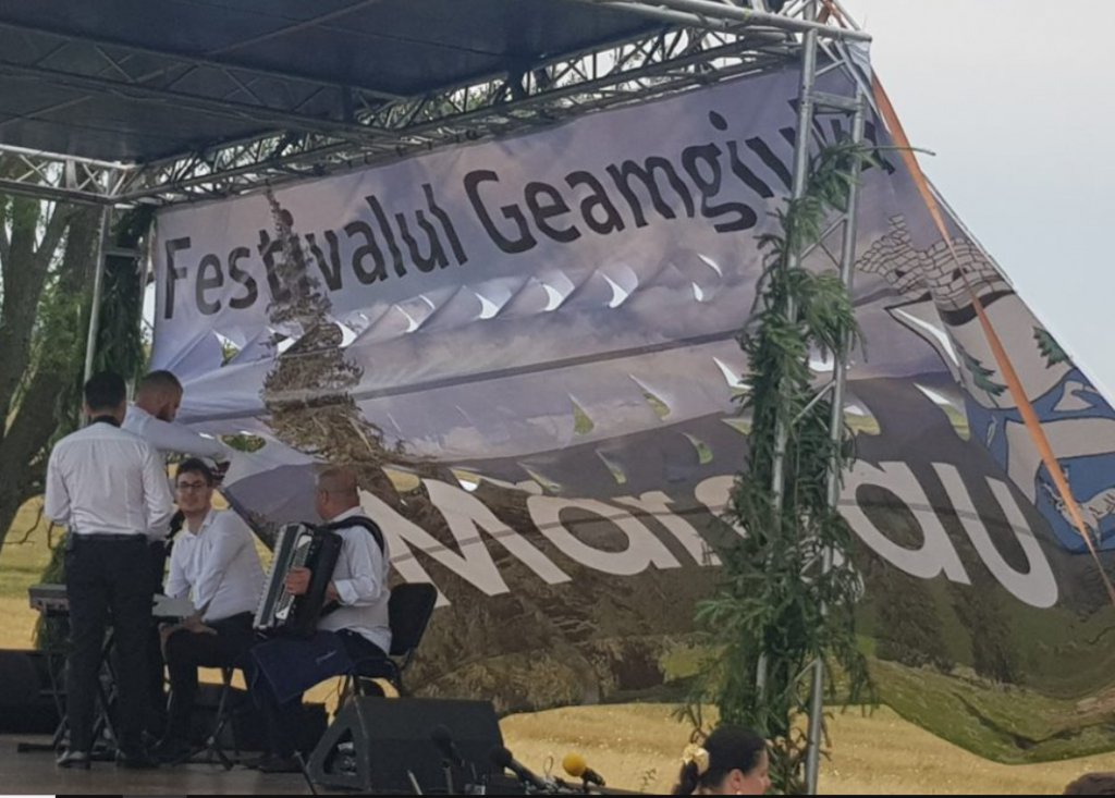 Festivalul Geamgiilor va avea loc în acest weekend, în Bociu, sub poalele Vlădesei
